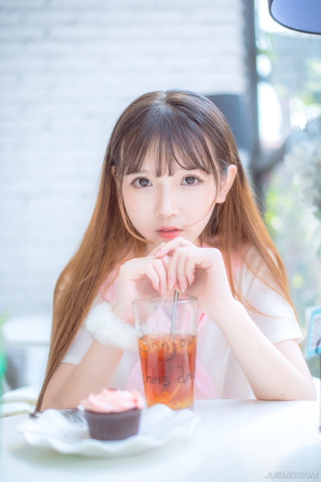 悦刻四代无限充电一直闪烁怎么办？
